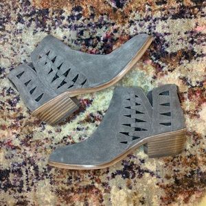 Vince Camuto Suede Ankle Booties size 6.5